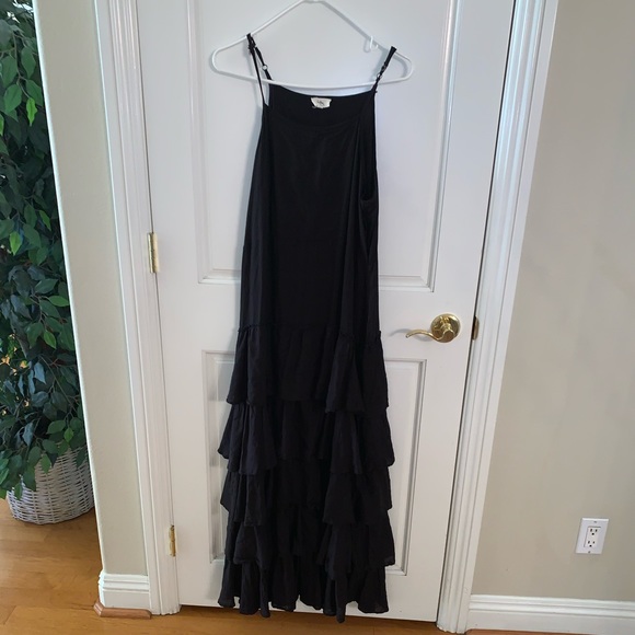 holiday Woman’s Black Adjustable Sundress with Ruffles at the Bottom - Picture 3 of 8